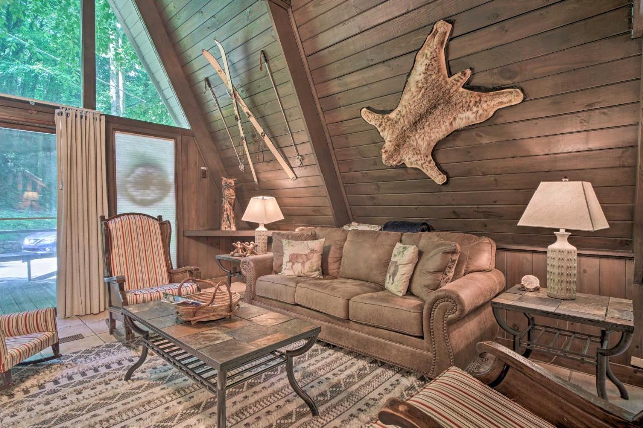 Snuggle Inn In The Heart Of Chalet Village! Gatlinburg Buitenkant foto