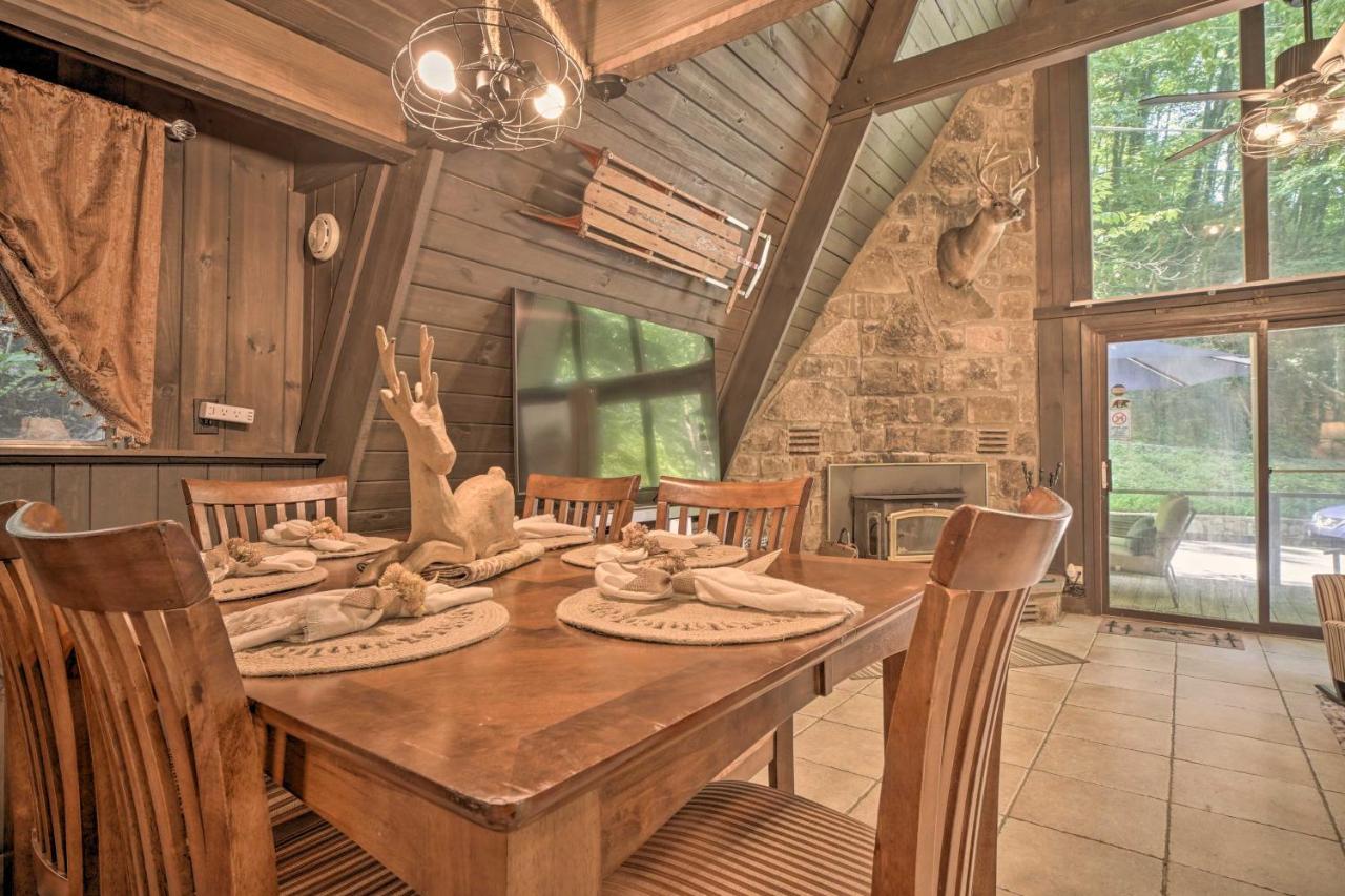 Snuggle Inn In The Heart Of Chalet Village! Gatlinburg Buitenkant foto
