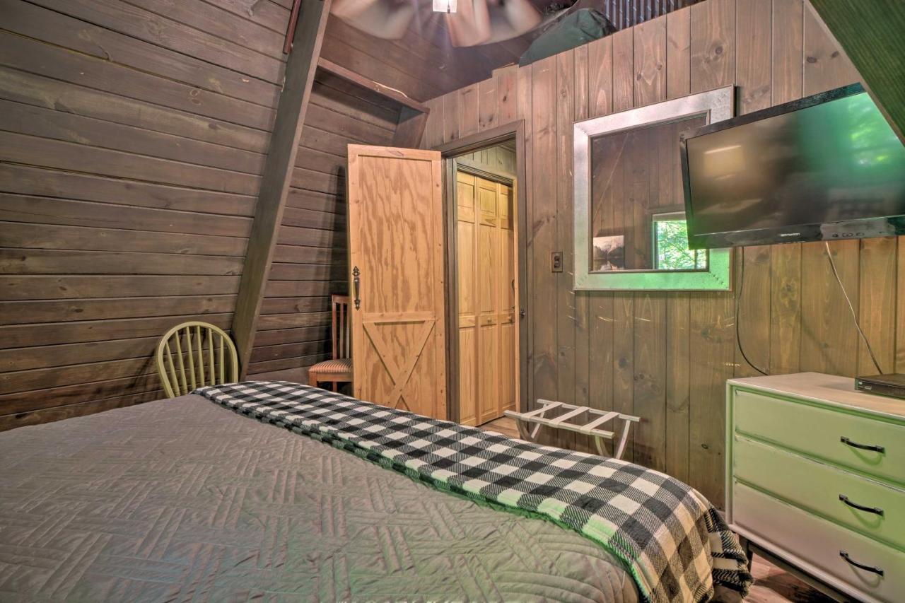 Snuggle Inn In The Heart Of Chalet Village! Gatlinburg Buitenkant foto