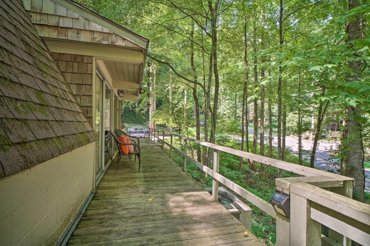 Snuggle Inn In The Heart Of Chalet Village! Gatlinburg Buitenkant foto