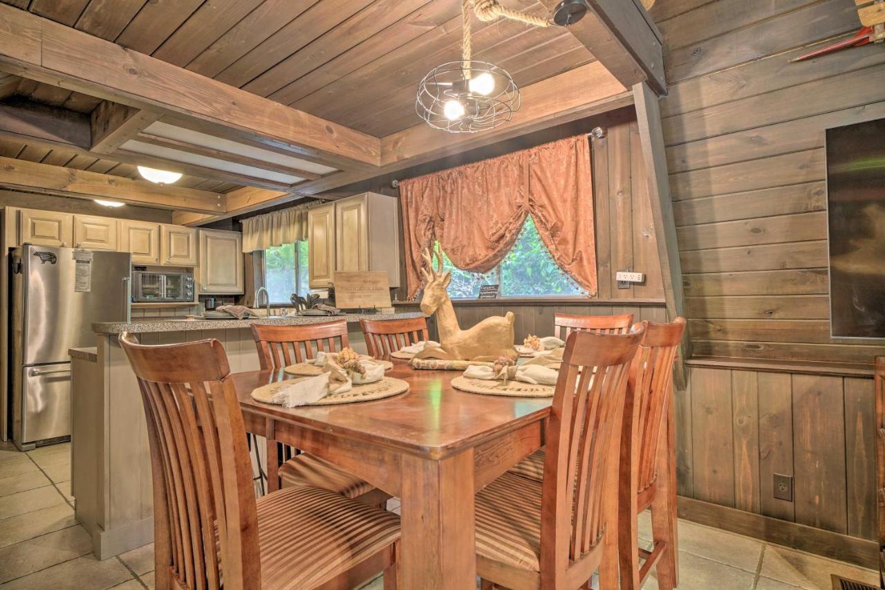 Snuggle Inn In The Heart Of Chalet Village! Gatlinburg Buitenkant foto