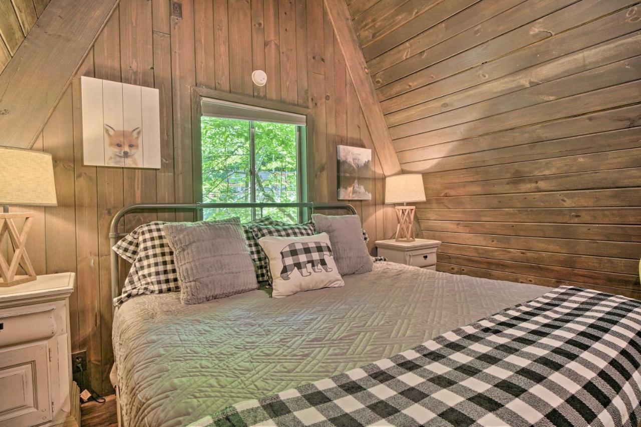 Snuggle Inn In The Heart Of Chalet Village! Gatlinburg Buitenkant foto